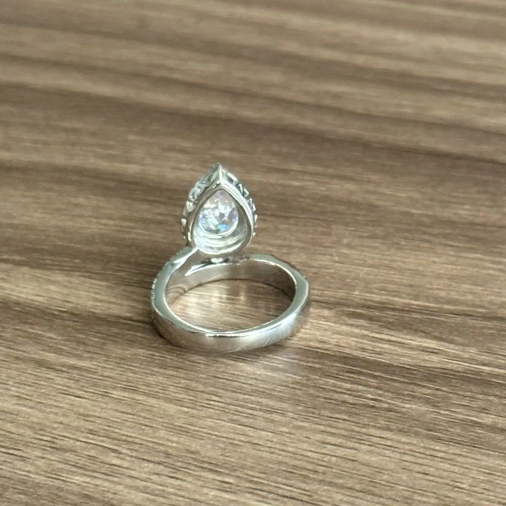 Diamond Ring Q563 - Picture 5 of 6